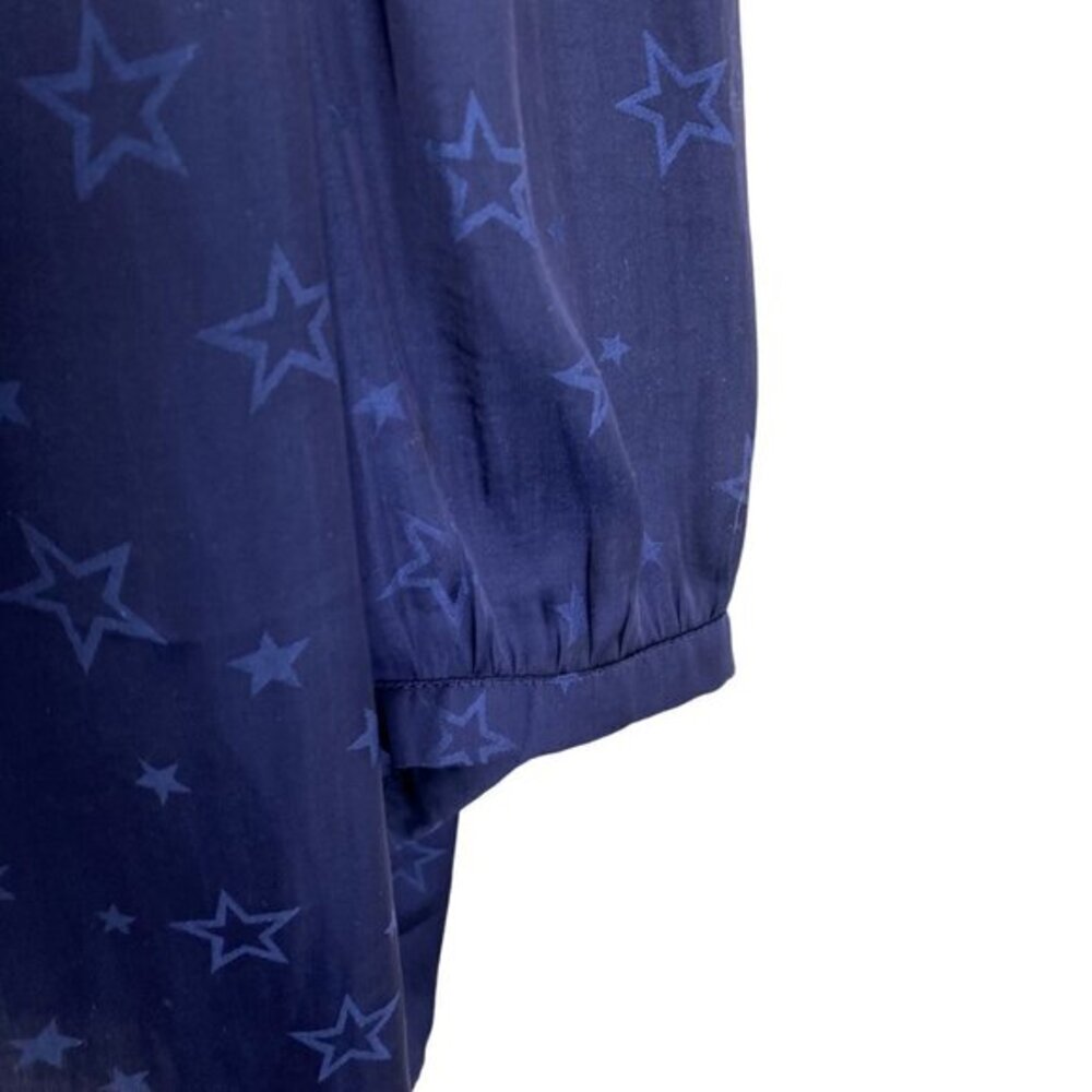 Torrid‎ Peasant Blouse Charmeuse Jacquard Star Navy Blue Tie Neck NWT 2X Flawed - Picture 4 of 11
